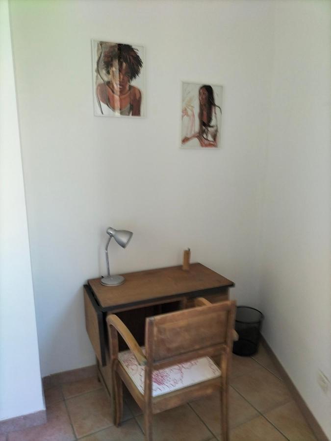 Appartement De Charme Vers Pont du Gard Εξωτερικό φωτογραφία
